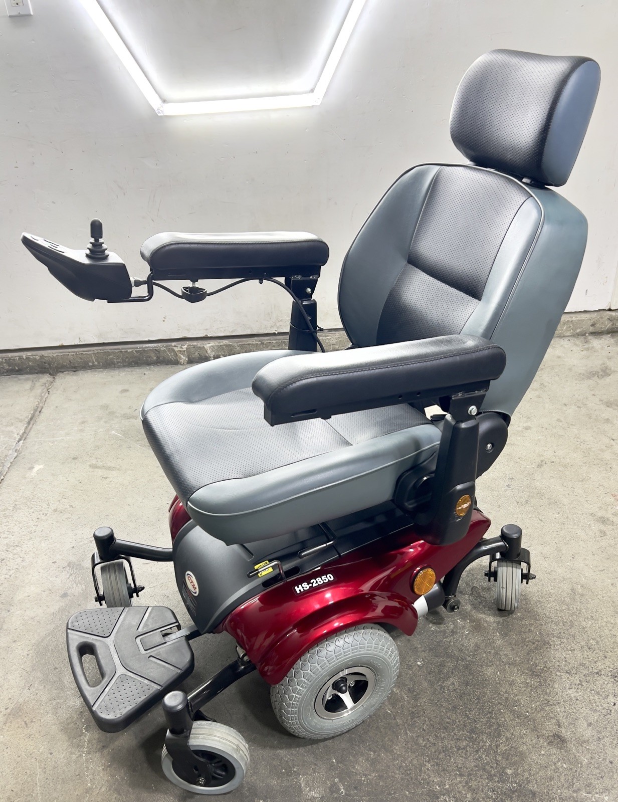 CTM HS2850 MINI Power Chair. Excellent! Local pickup only