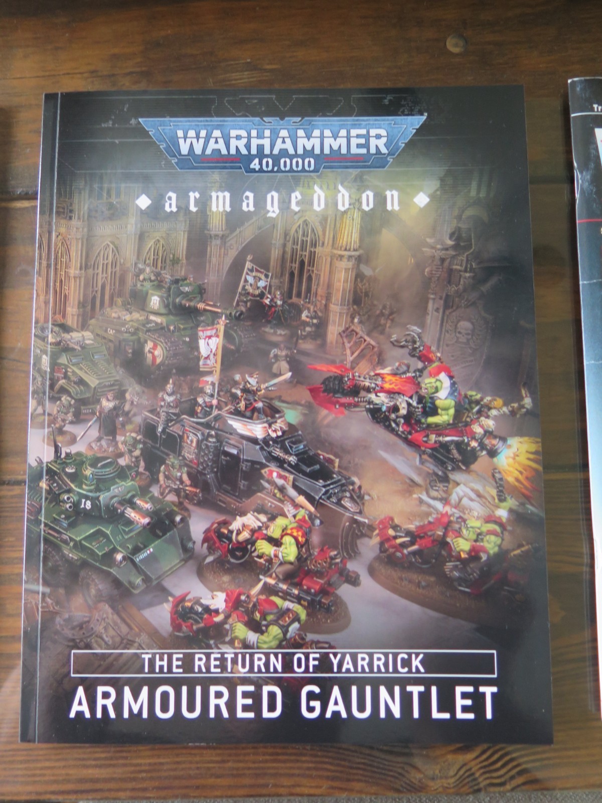 WARHAMMER 40,000 40K ARMAGEDDON THE RETURN OF YARRICK ARMOURED GAUNTLET SC