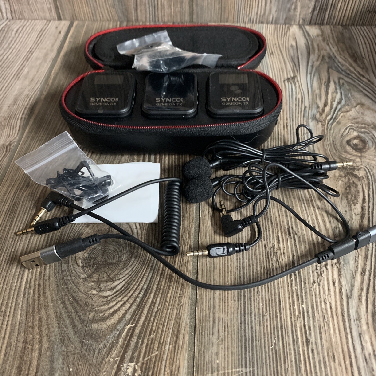 SYNCO G2A2MEGA Wireless Microphone 8GB Storage For Camera Video Recording