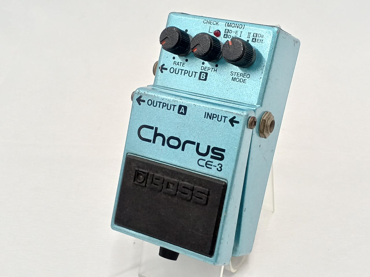 BOSS CE-3 Vintage Chorus Effect Pedal Used