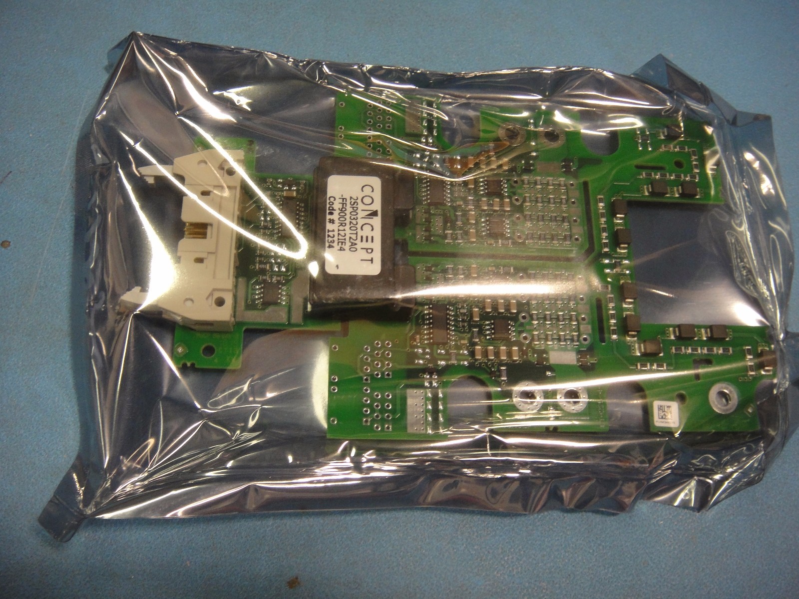 New Concept IGBT Driver module 2SP0320T2A0
