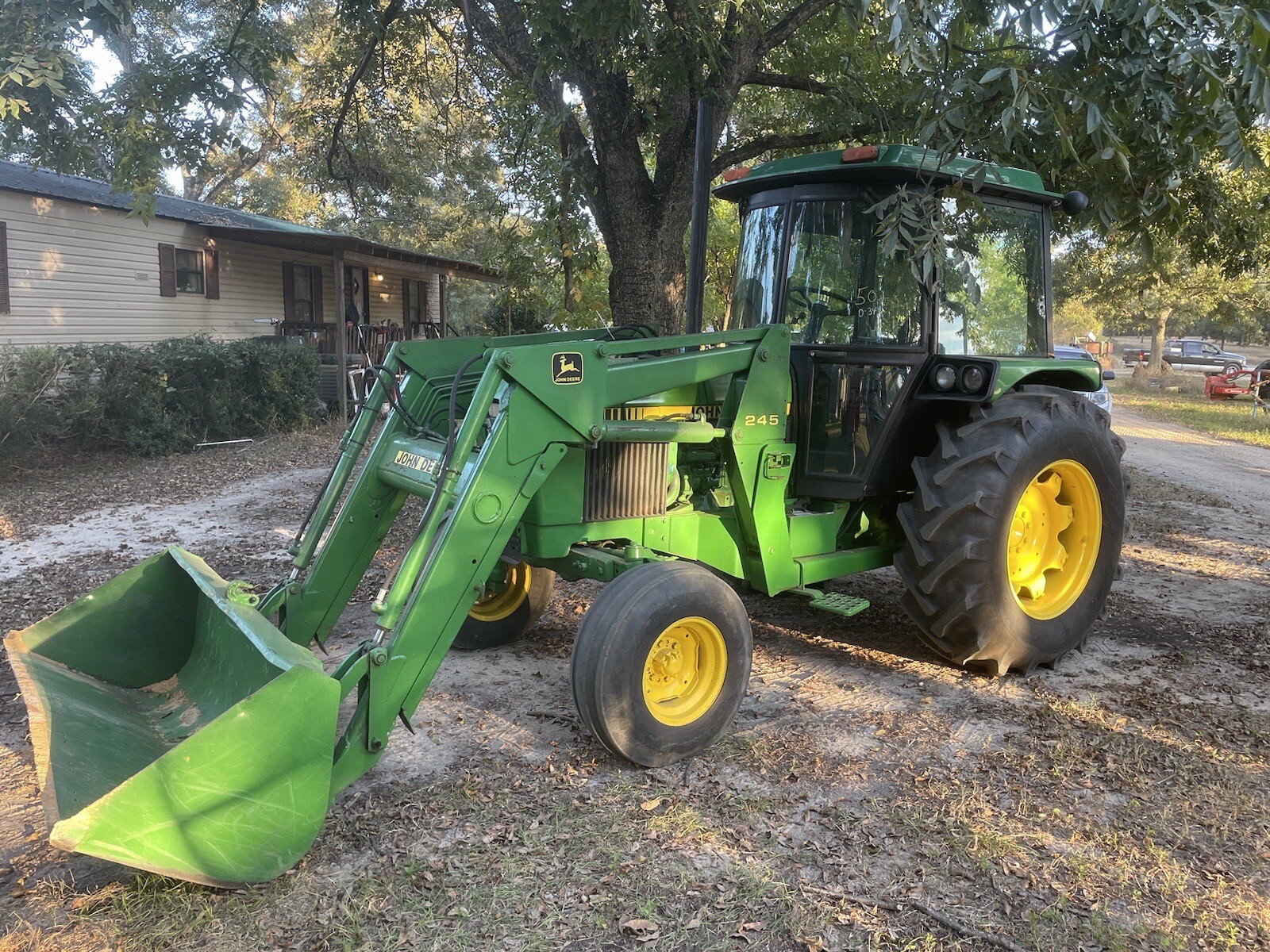 John Deere 2550 With Front End Loader