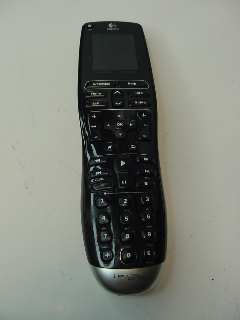 LOGITECH HARMONY ONE REMOTE CONTROL w/ BATTERY R-IY17