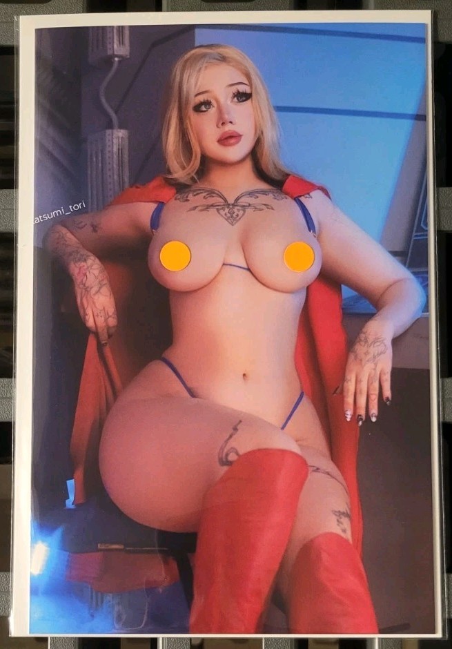 Bigg Pigg Origin Story #1 Katsumi Tori Supergirl Cosplay Excl Virgin Cover - NM