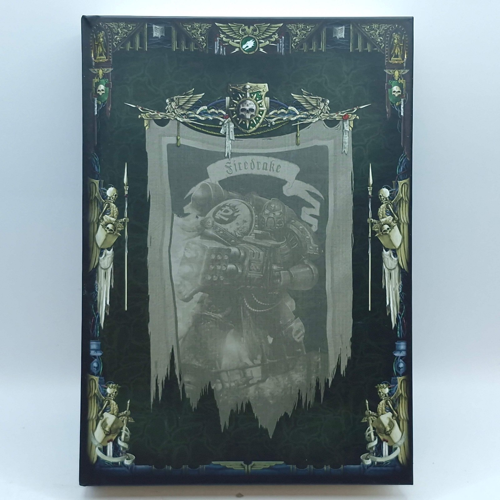 Warhammer 40k: Salamanders Trilogy Box Set Limited Edition (AS815)