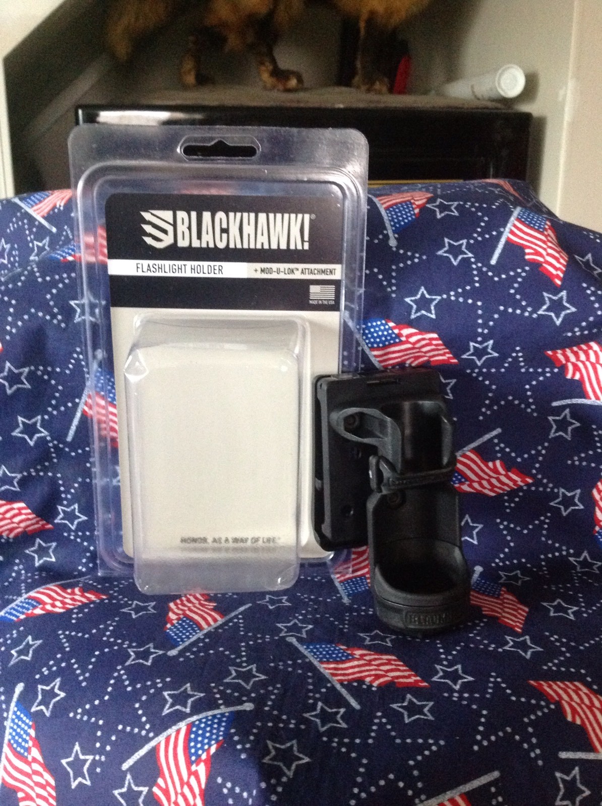 NEW! Blackhawk Flashlight Holder With Mod-U-Lok Attachment 75GH00BK