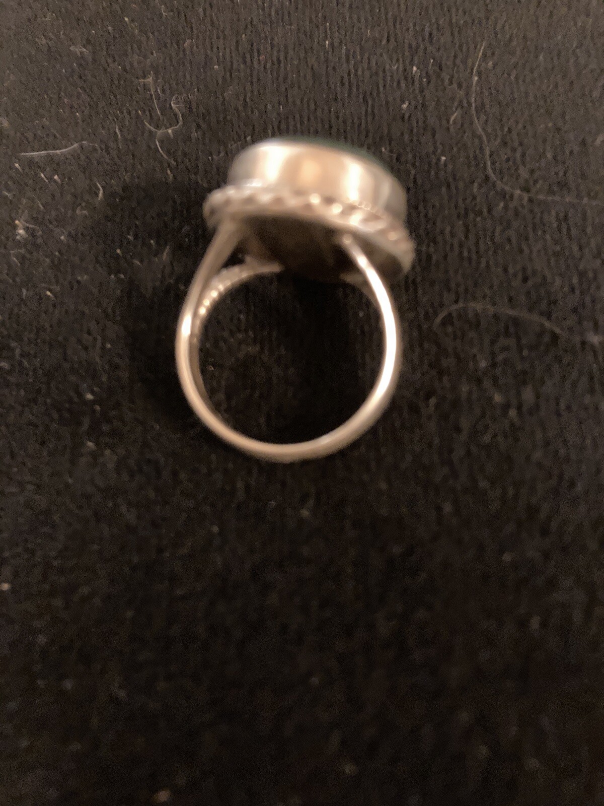 Sterling Silver 925 Dark Green Stone Size 5 B121