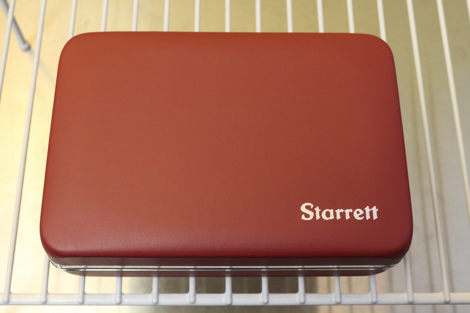 Starrett 690-4Z Hole Gauge Dial Bore Gage 0.230-0.330” / 0.001"
