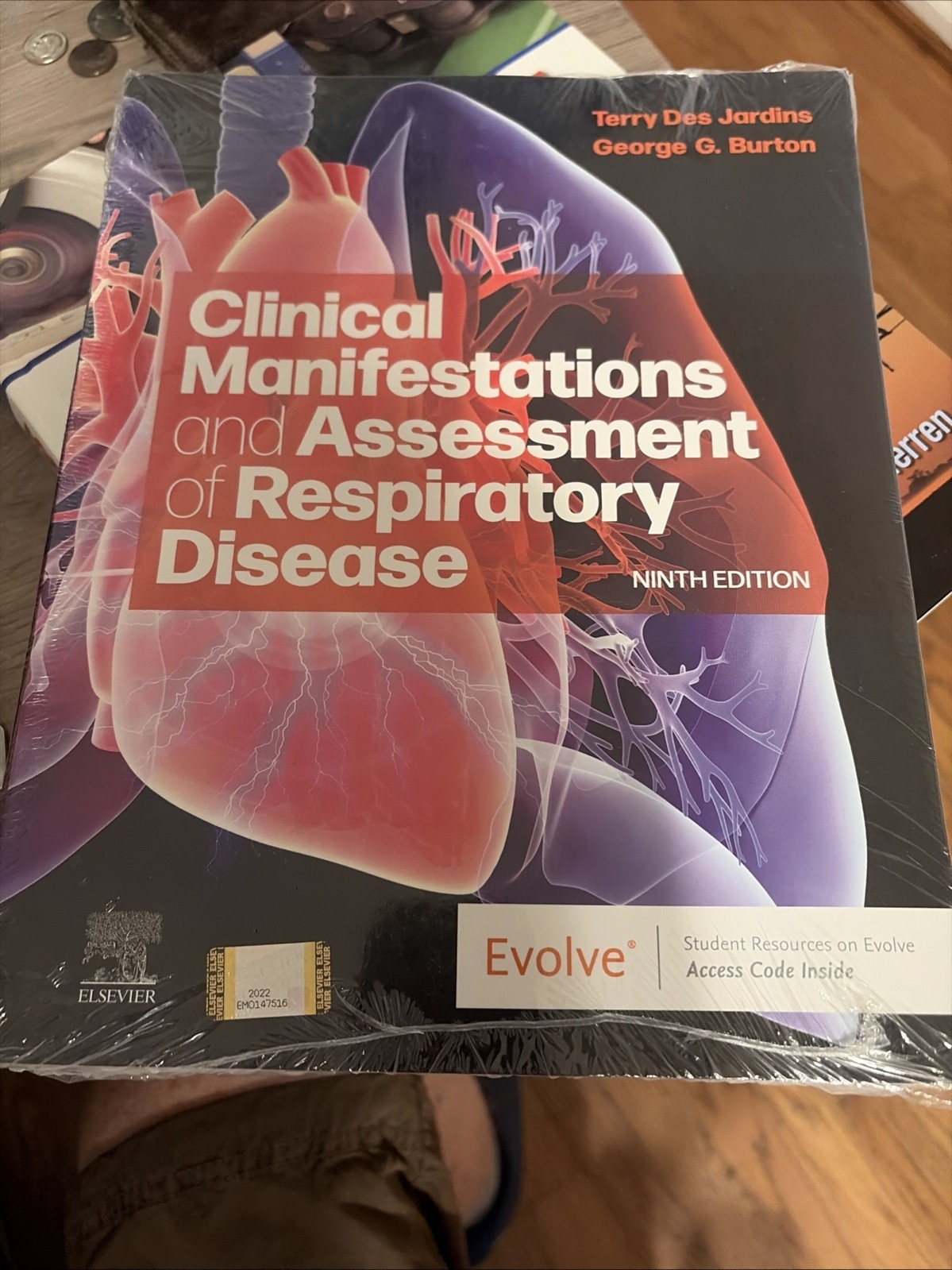Clinical Manifestations and Assessment of Respiratory Disease 9e New in Shrink