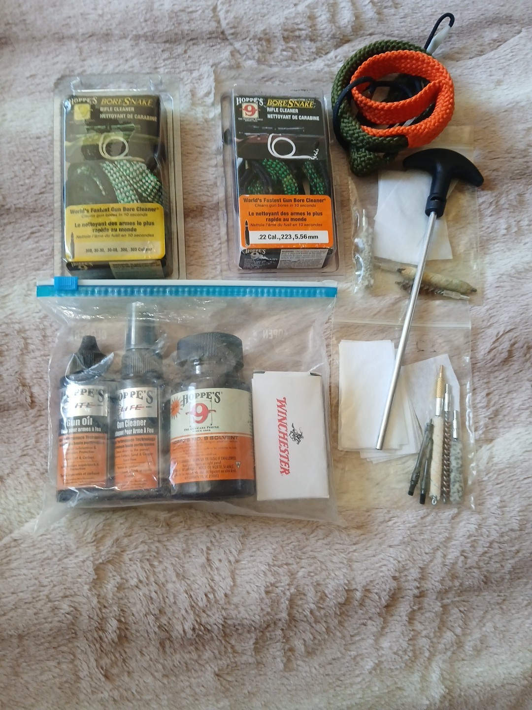 Hoppes Gun Cleaning Supplies,oil ,cleaner,solvent,snakes,and more.new and used.