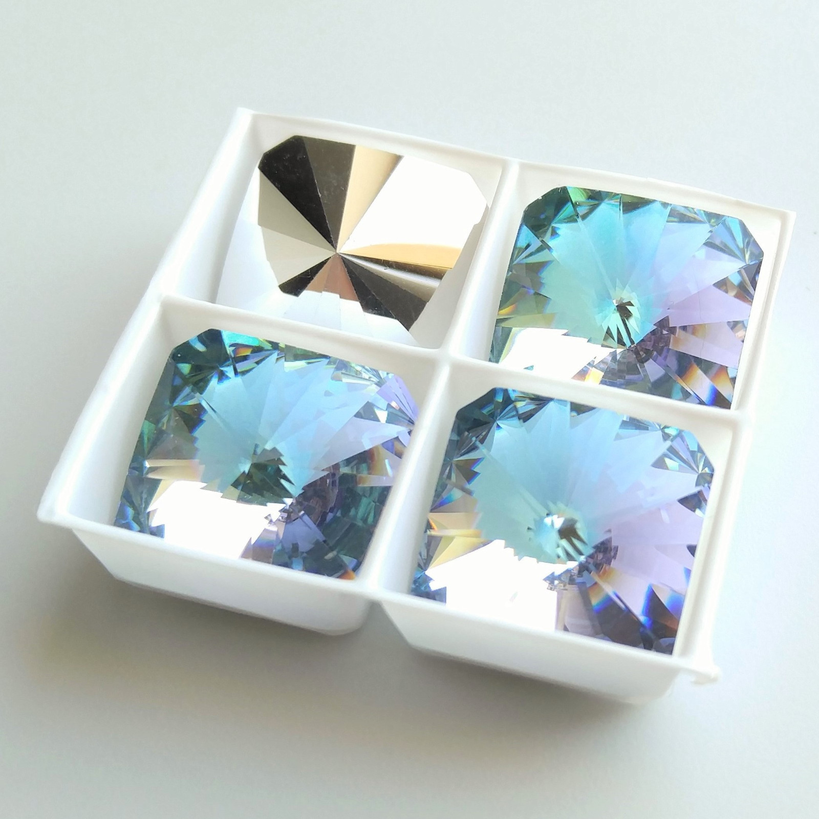 1 Rare Vintage Swarovski 4650 18mm Vitrail Light Square Rivoli Crystal Stone