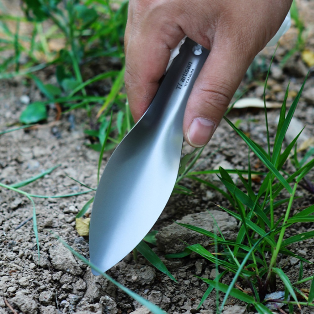 High Quality Titanium Shovel for Efficient Soil Digging and Outdoor Adventures