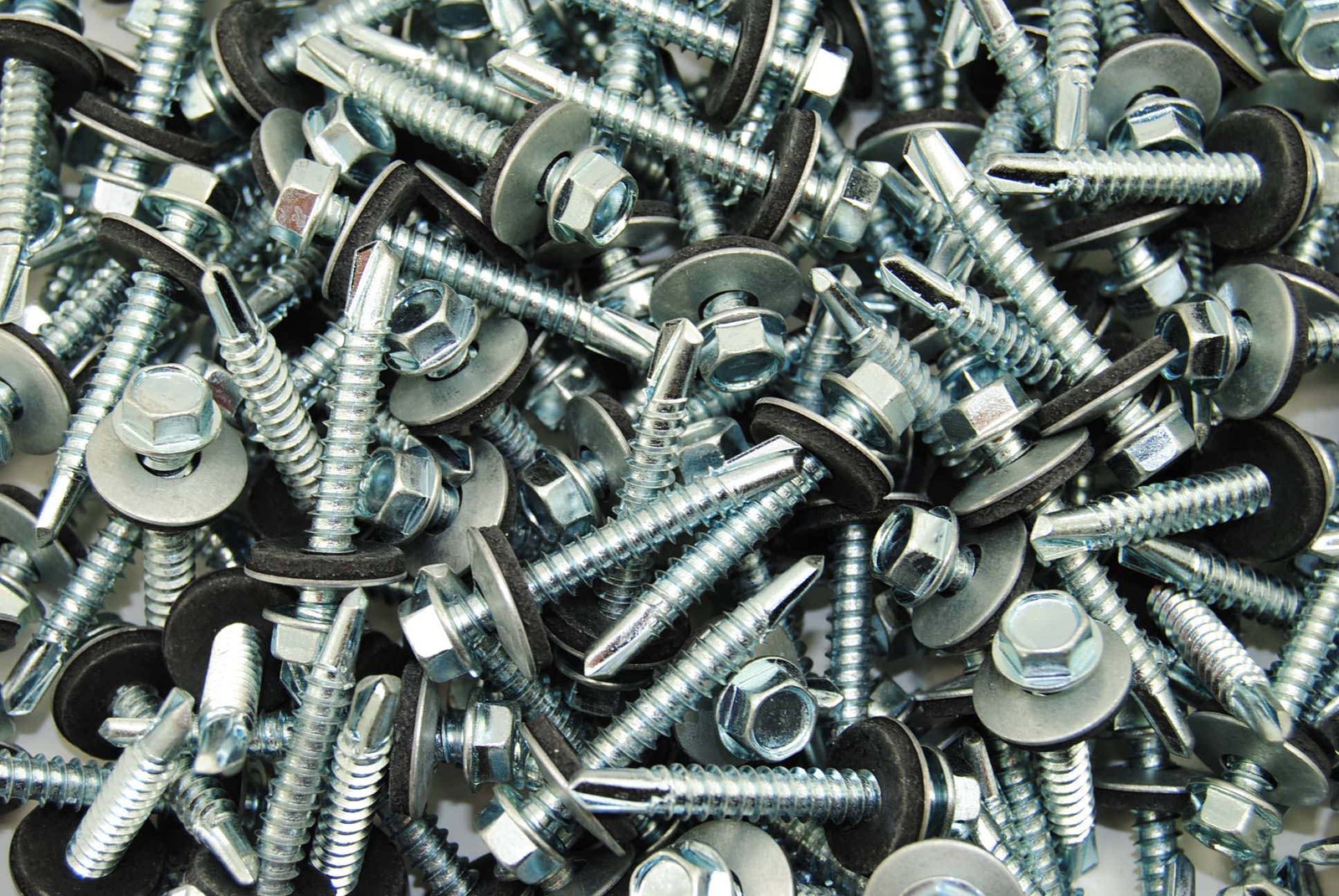 (250) Hex Rubber Washer Head #10 x 1-1/2 Self-Drilling Roofing Siding Screw