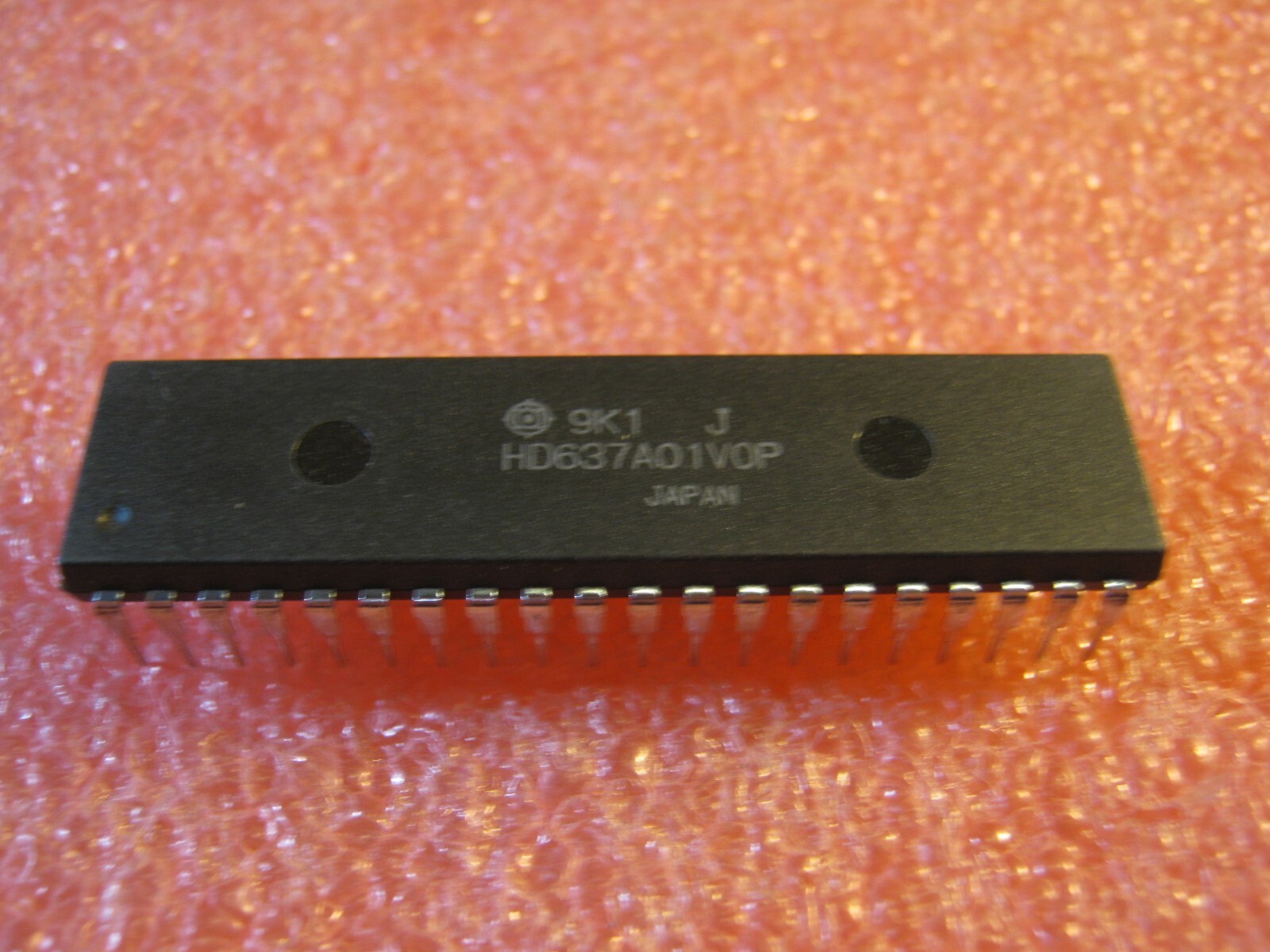 HD637A01VOP NOS from Hitachi