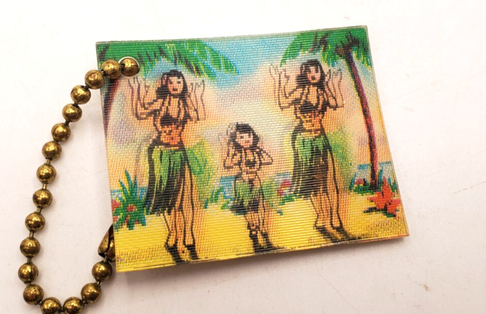 Vtg Aloha From HAWAII Hula Girls Dancing Flicker Lenticular Keychain free ship