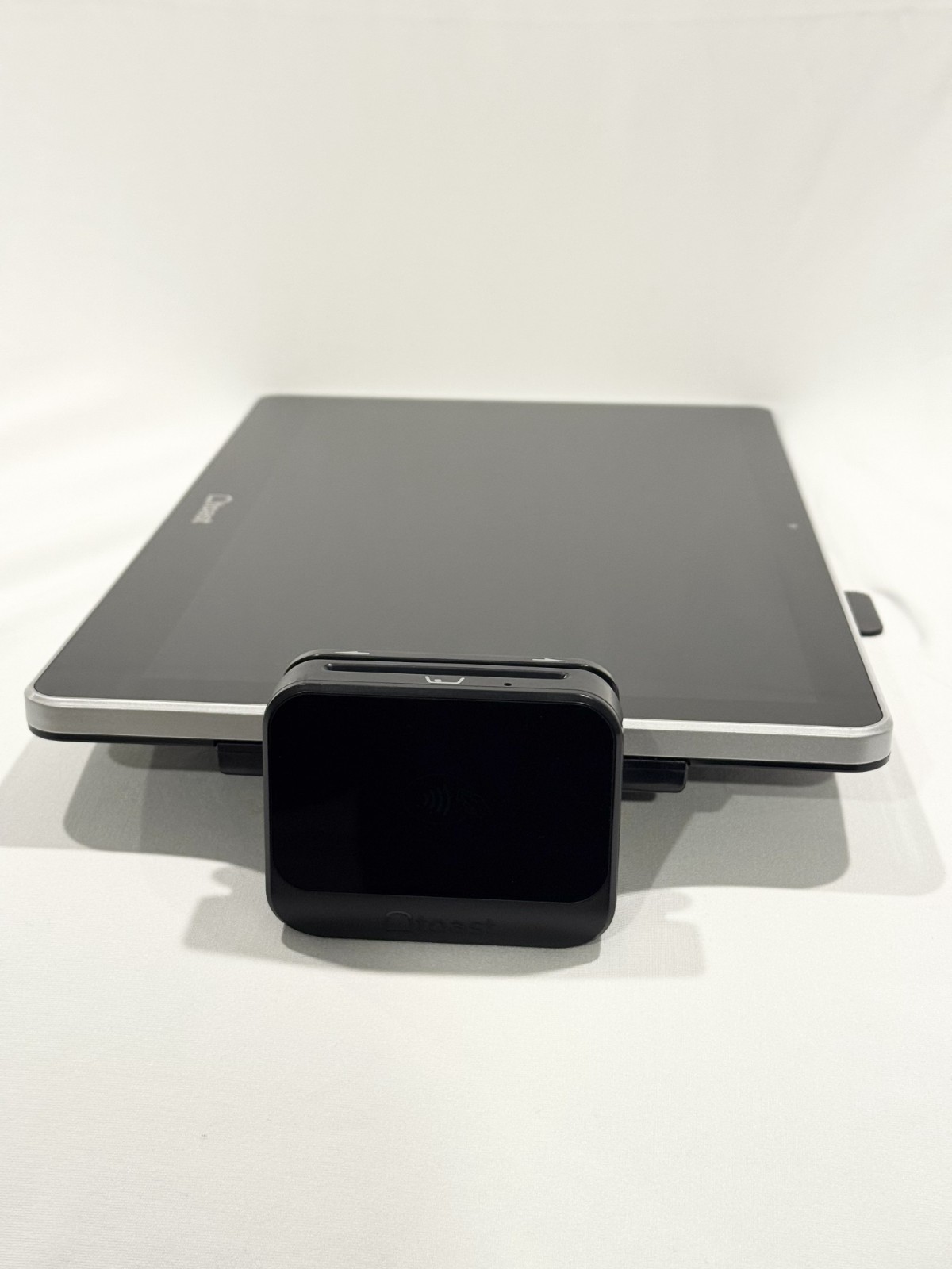 Toast Flex TT200 POS System w/ Power Supply w/ EMV Card Reader SKU351 | READ