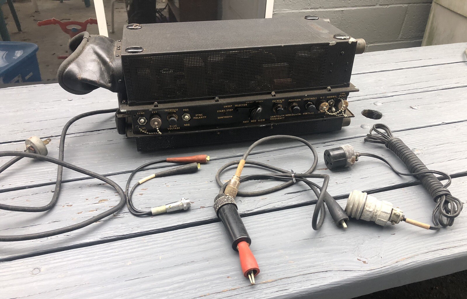 TS-34/AP Single Channel Oscilloscope from WW II includes probes/leads/cables