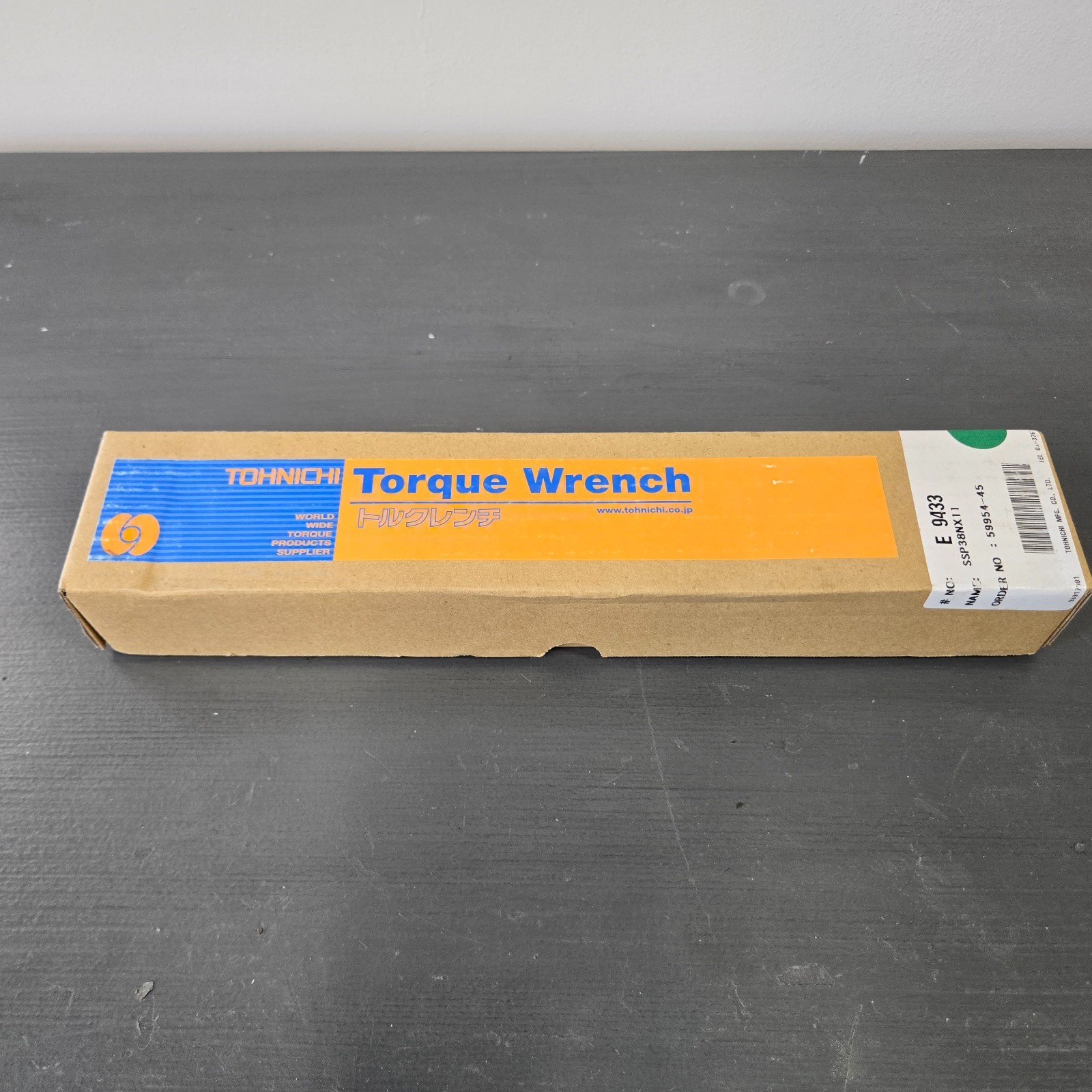 New Tohnichi SSP38NX11 Torque Wrench, 8-38 NM