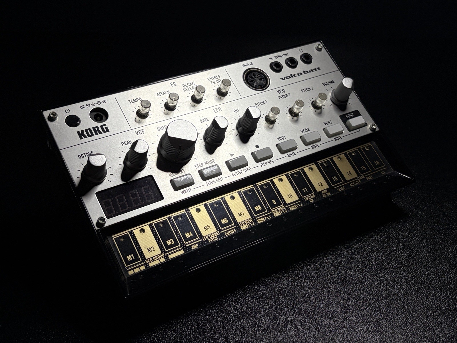 Korg Volca Bass Analogue Bass Machine