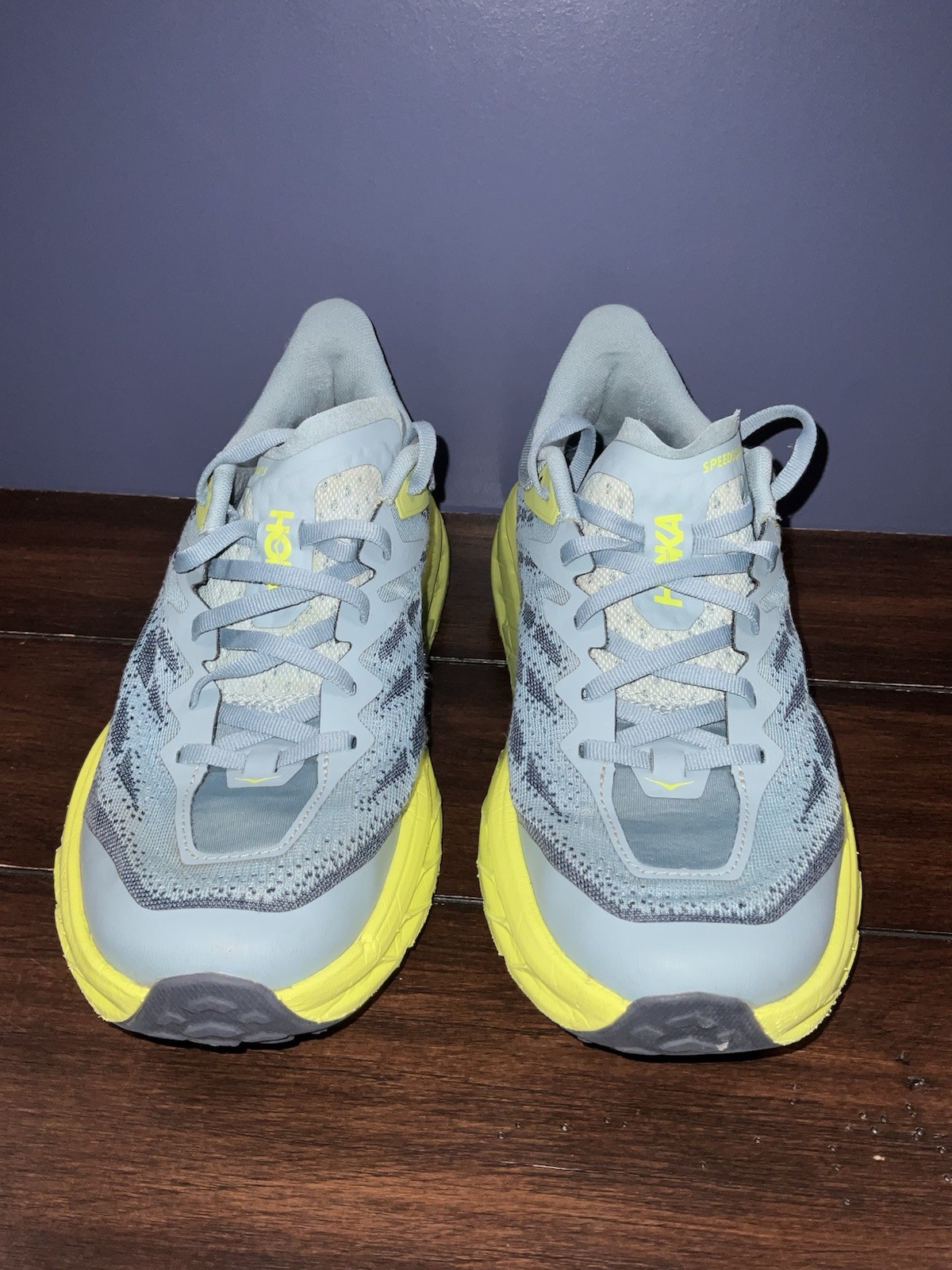 Hoka One One Speedgoat 5 Grey Green Running Shoes 1123157 SBDCT Men's Size 9D