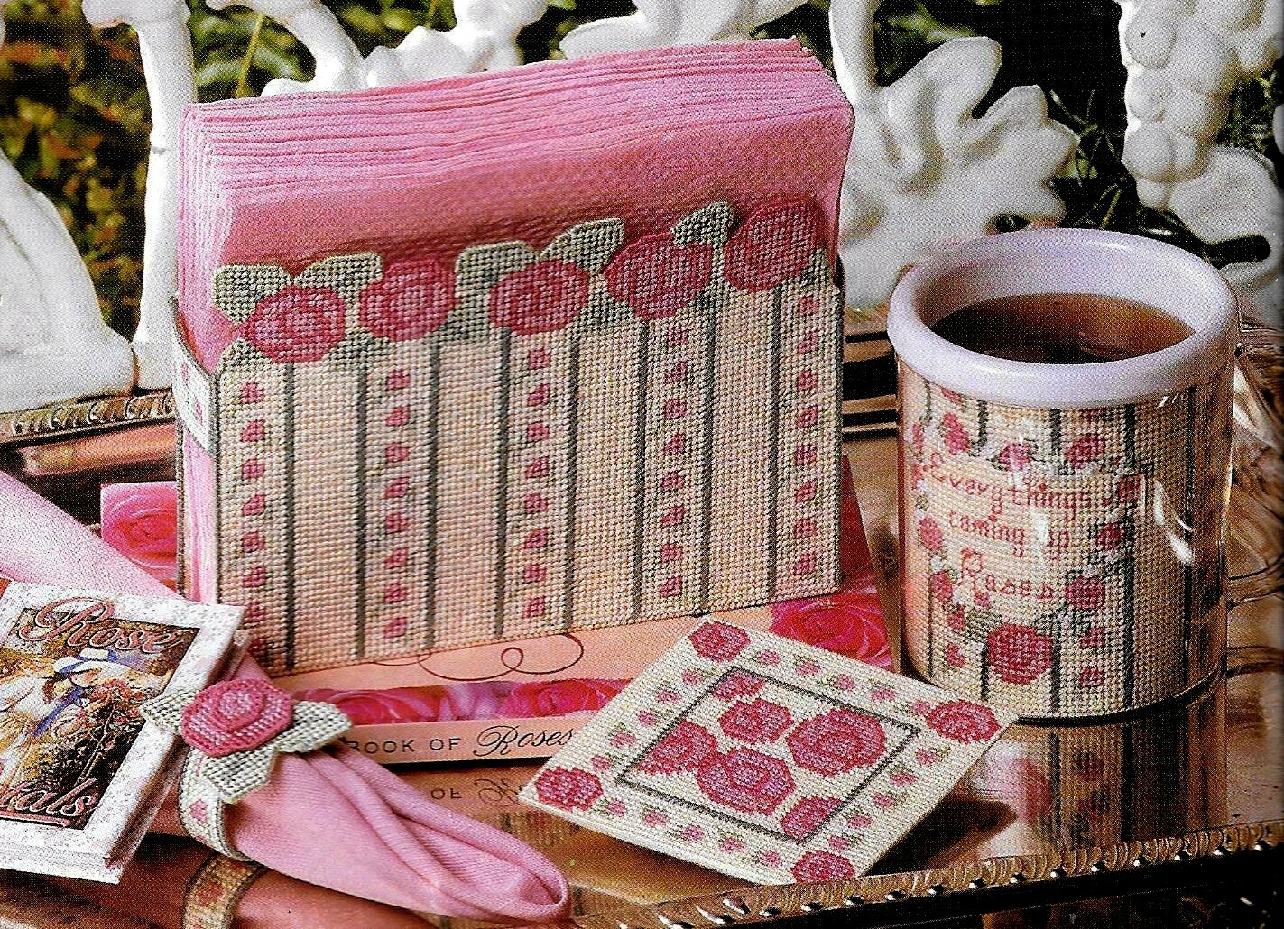 GARDEN  DELIGHT  TABLEWARE   --  PLASTIC CANVAS PATTERNS