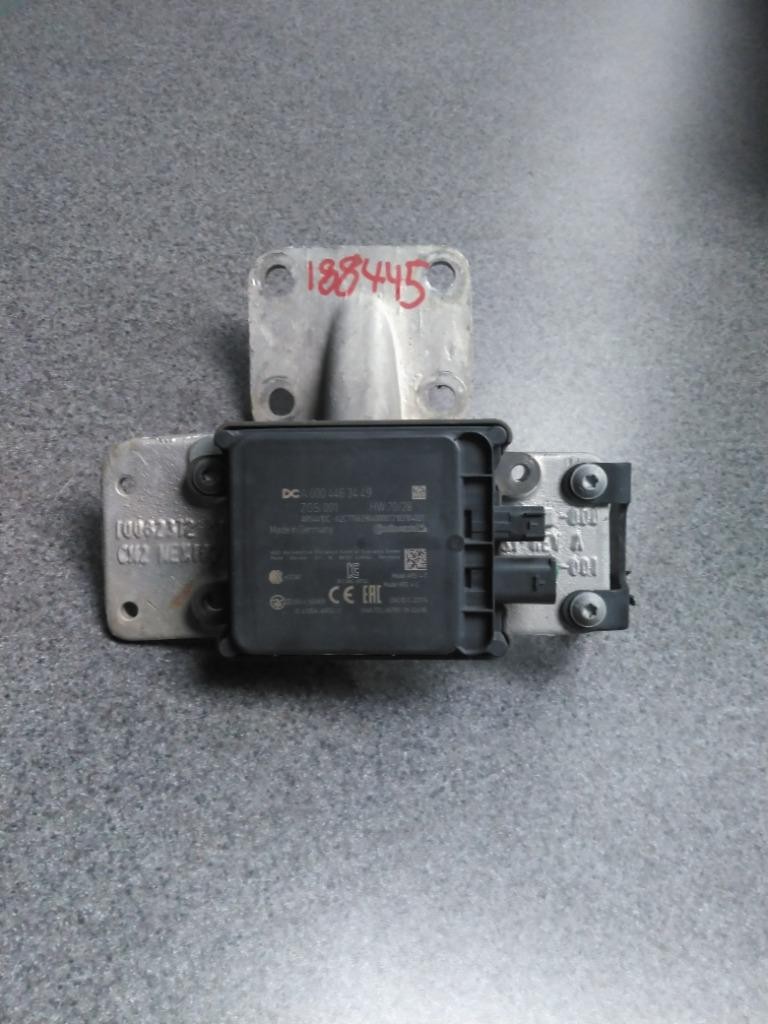 Replaces A0004463449 FREIGHTLINER CASCADIA RADAR ANTI-COLLISION MODULE ,  OH