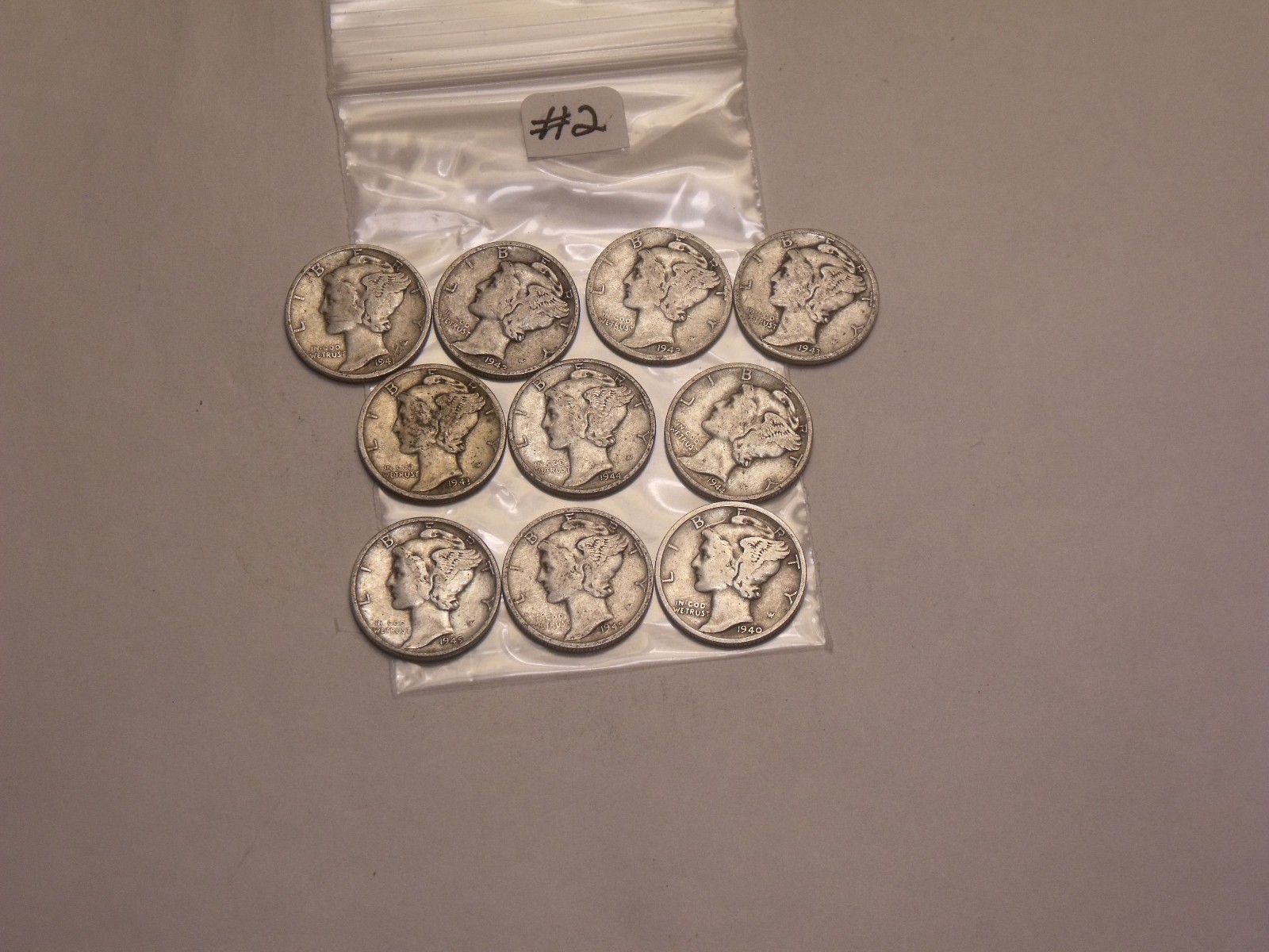 1940-1945 Silver Mercury Dimes 10 different coins average circulated    #2