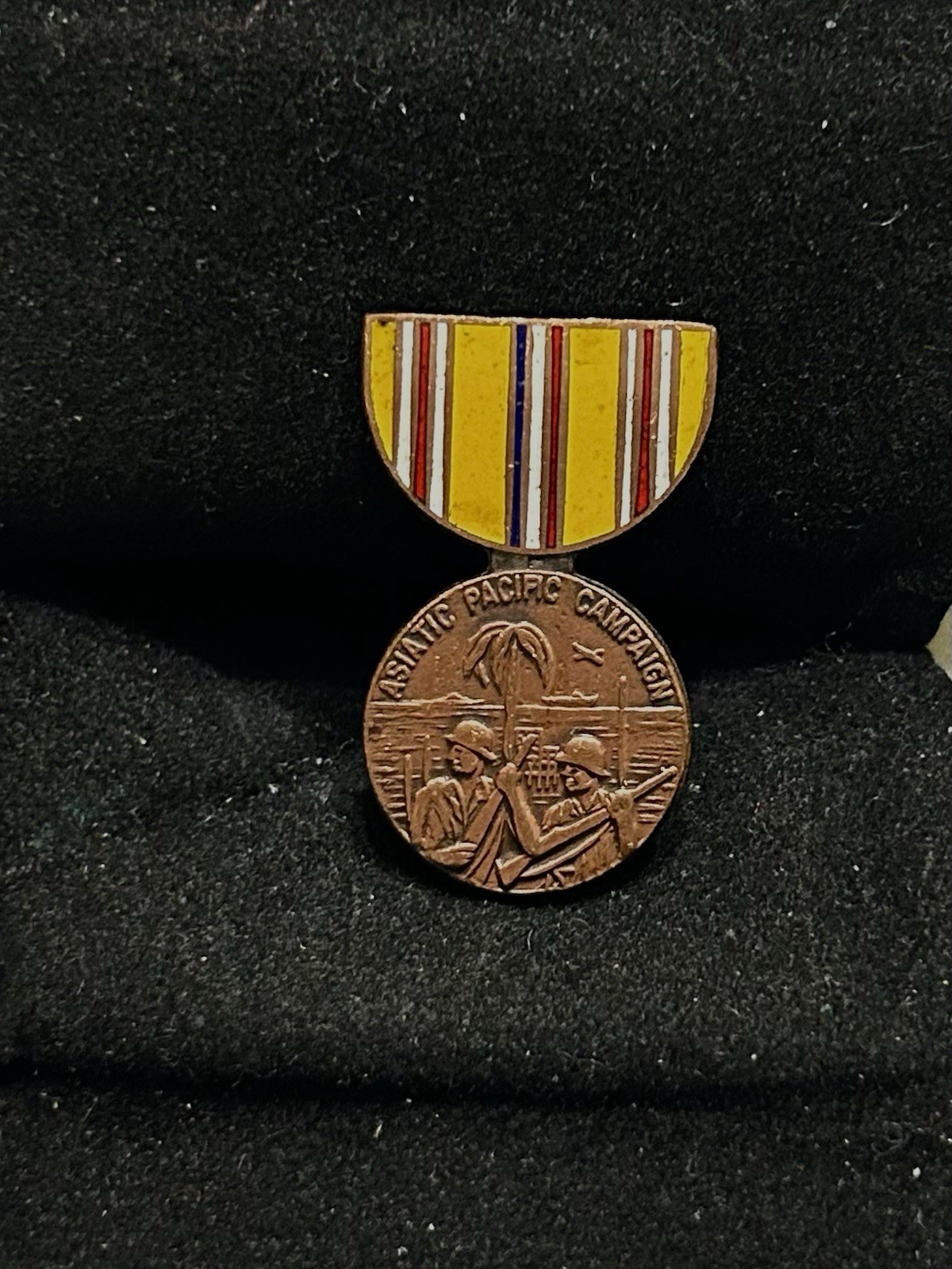 Small Hat Pin ASIATIC PACIFIC CAMPAIGN Medal