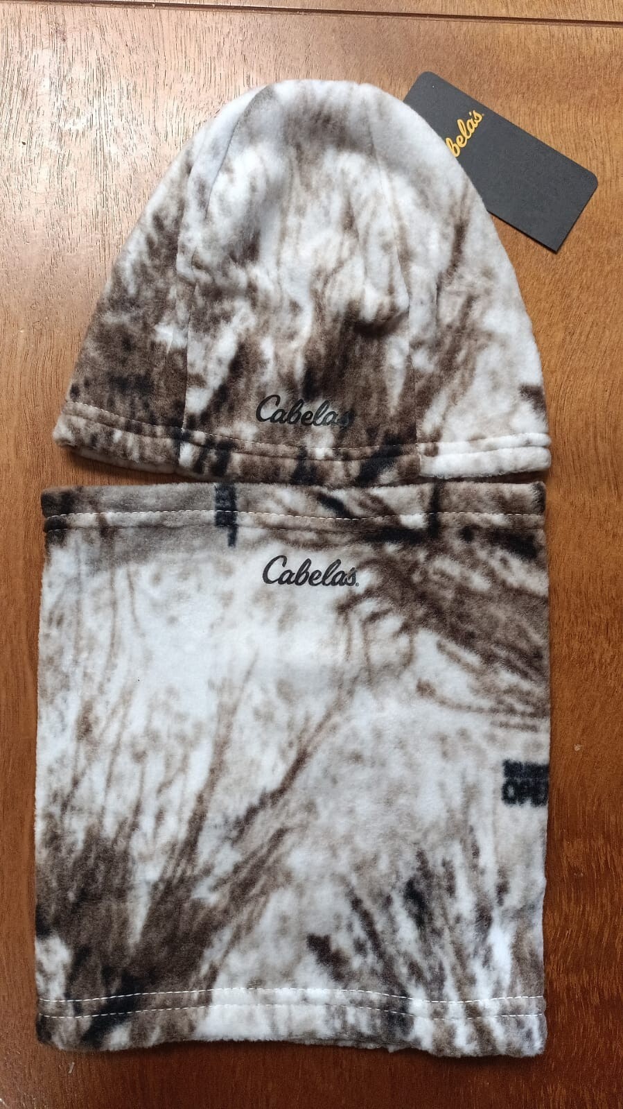 CABELAS Open Country Seclusion Winter  Beanie Gaiter Combo You Get Both. 7.99