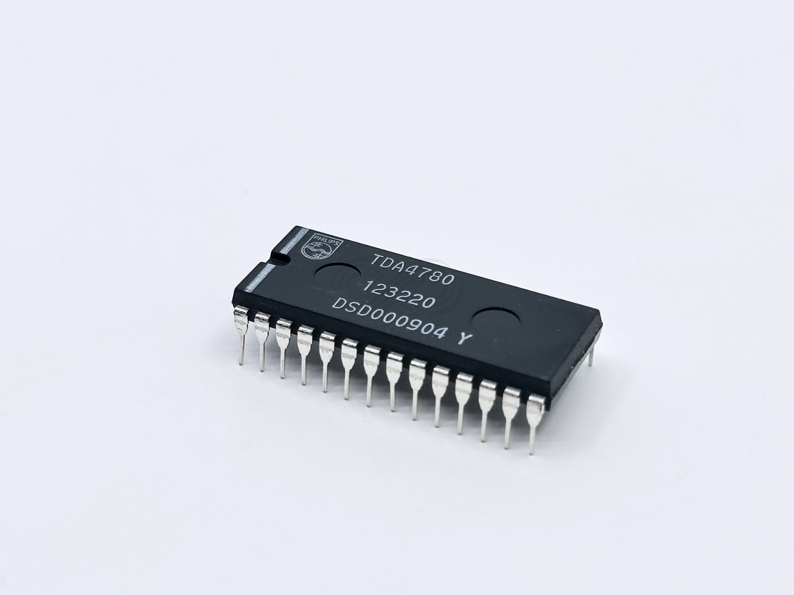 TDA4780 Philips RGB Video Processor IC Automatic Cut Off Control DIP-28