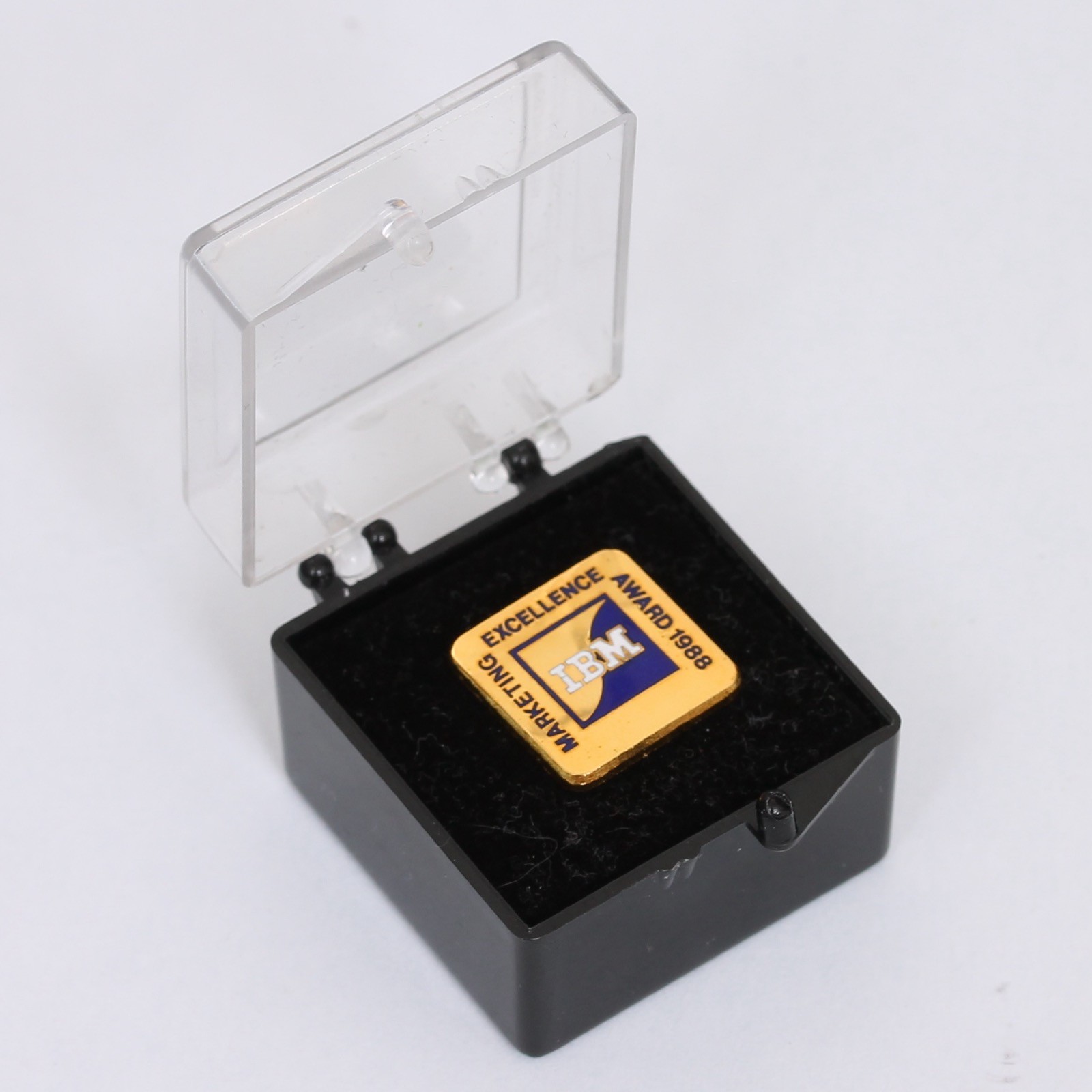 Vintage IBM Computer Marketing Excellence Award 1988 Lapel Pin Badge *RARE*
