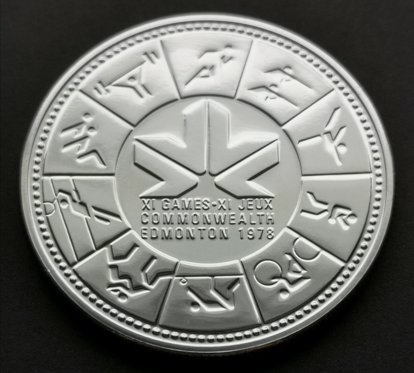 *** CANADA 1978 SILVER DOLLAR *** EDMONTON COMMONWEALTH ***