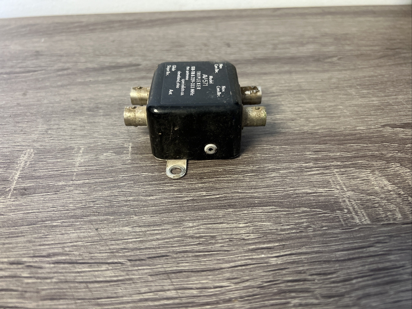 The Antenna Specialists Co. AV-571 Triplexer