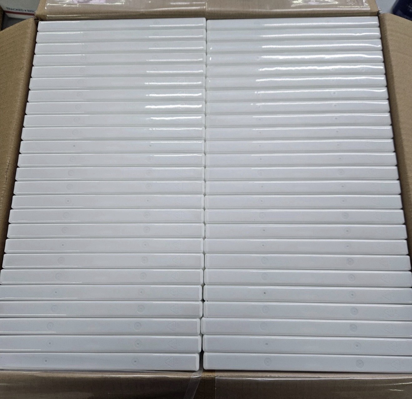 Lot Of 100 New Nintendo Wii DVD White Replacement Cases