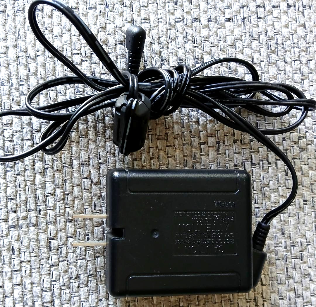 OEM JVC 11V 1A AC/DC Power Adapter AP-V13U for Camcorder