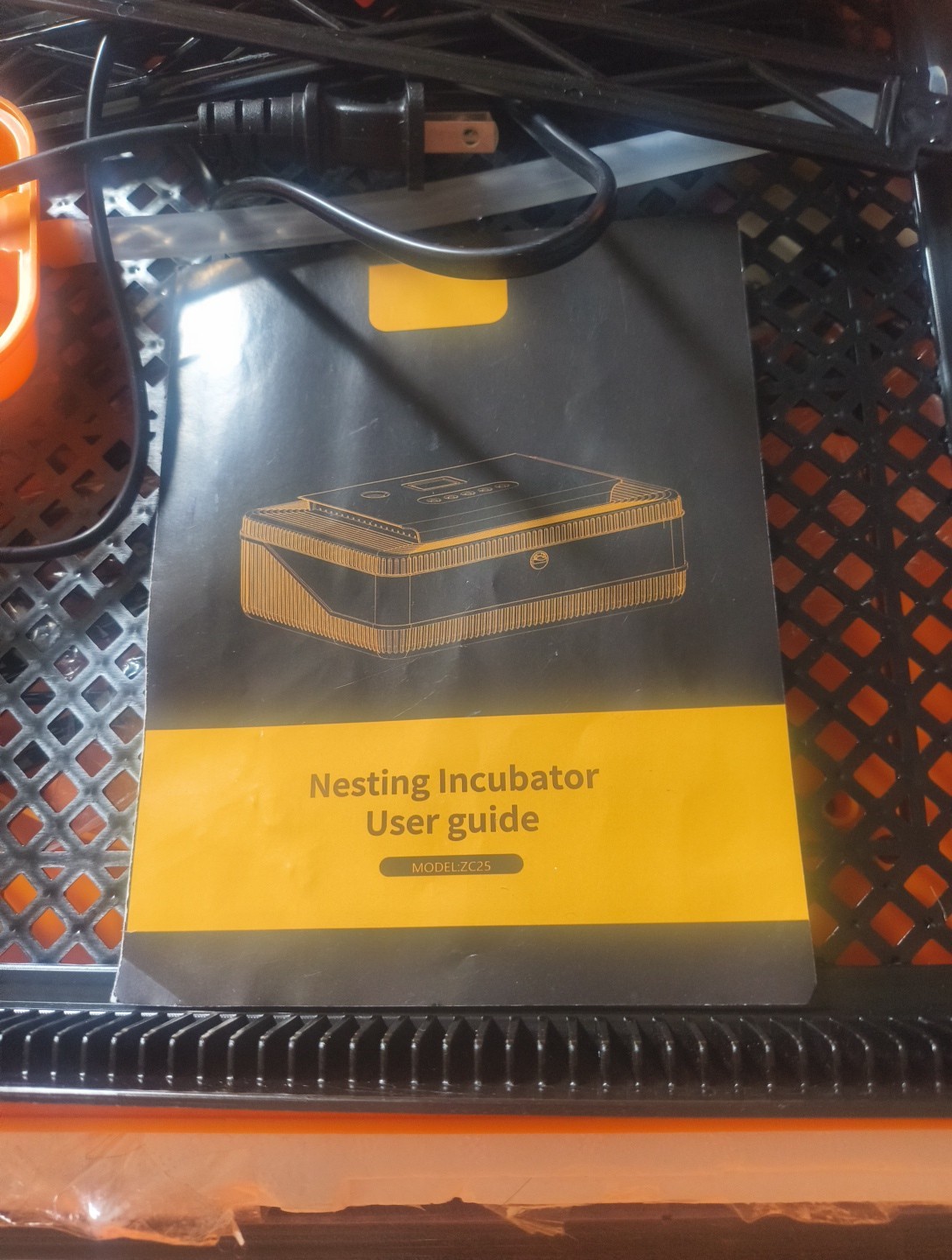 Chicken Hatching Machine 25 Eggs Hatching Brooding Brooder in One Machine