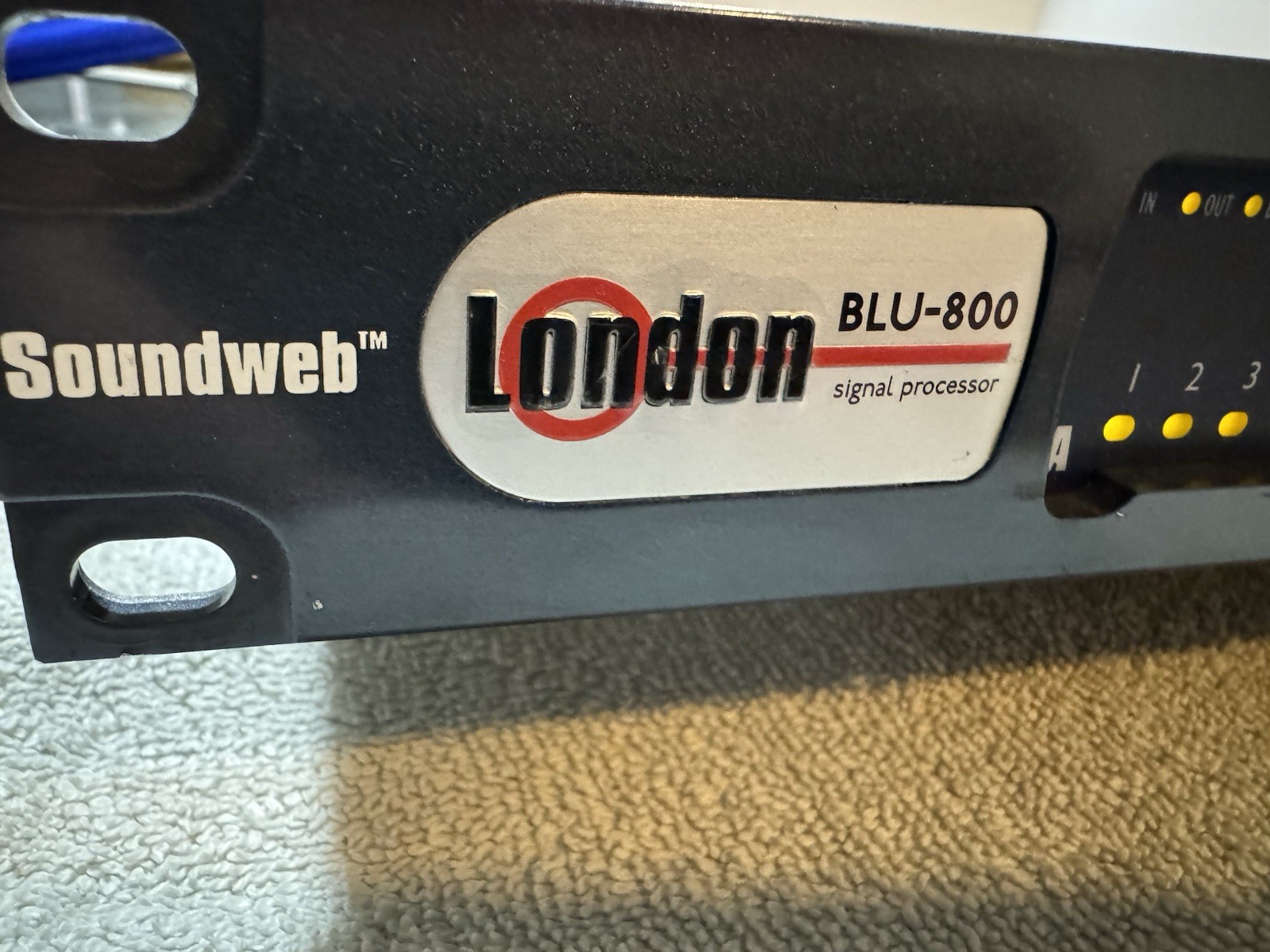 BSS Audio Soundweb London BLU-800 DSP | Hybrid Digital AES/EBU & Word Clock Sync
