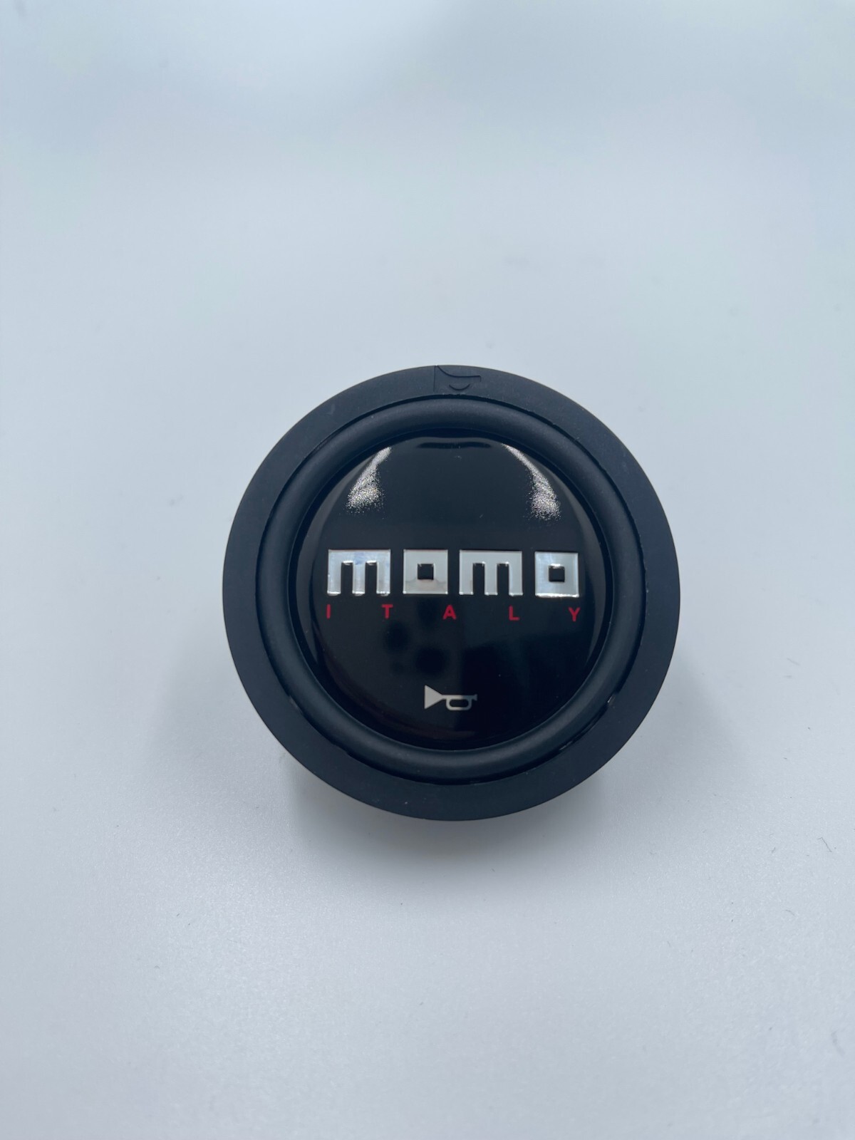 Momo center steering wheel horn button kit new in package 320mm 350mm wheels