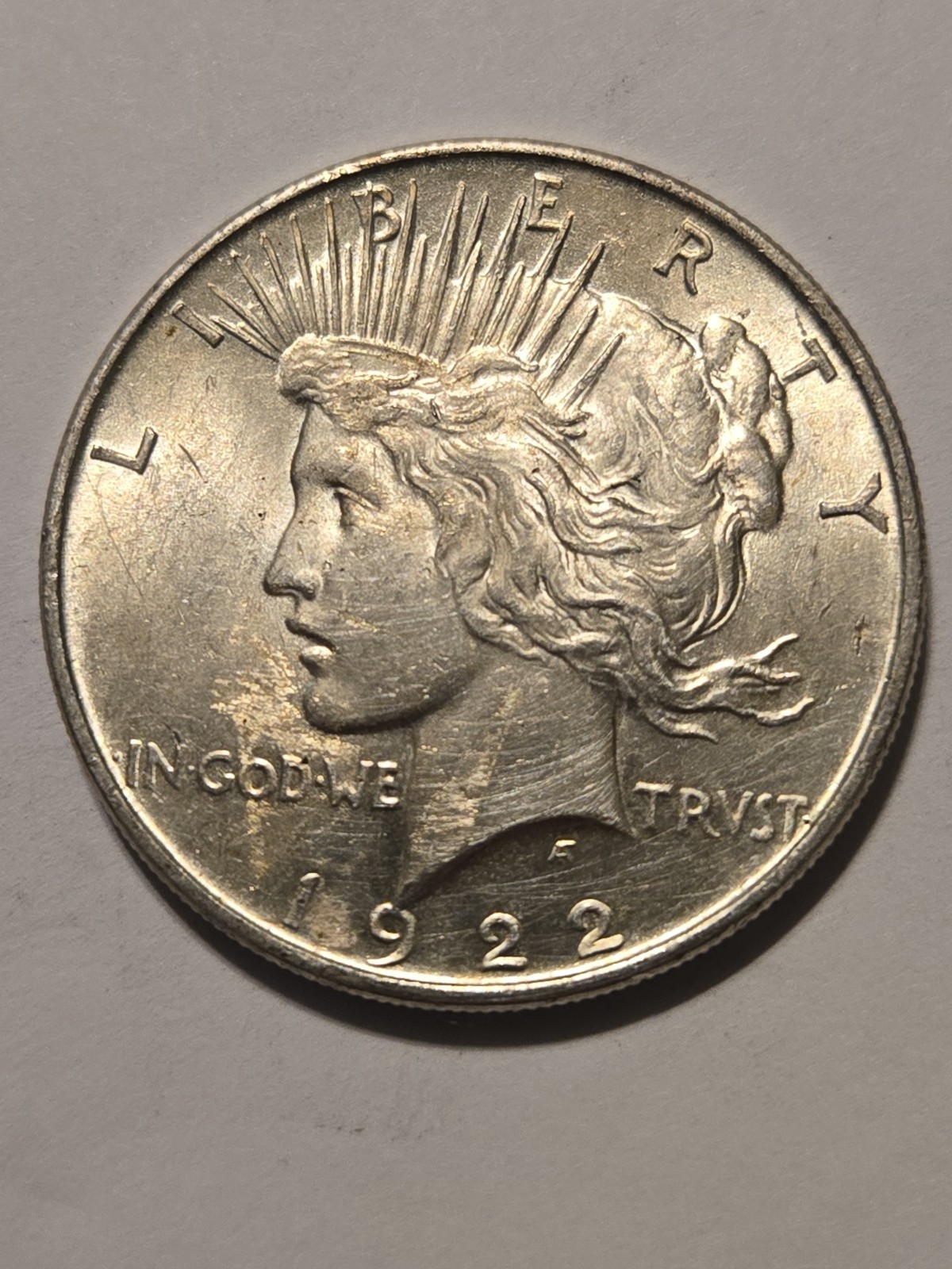 1922 Peace Dollar- 90% Silver- Nice Coin