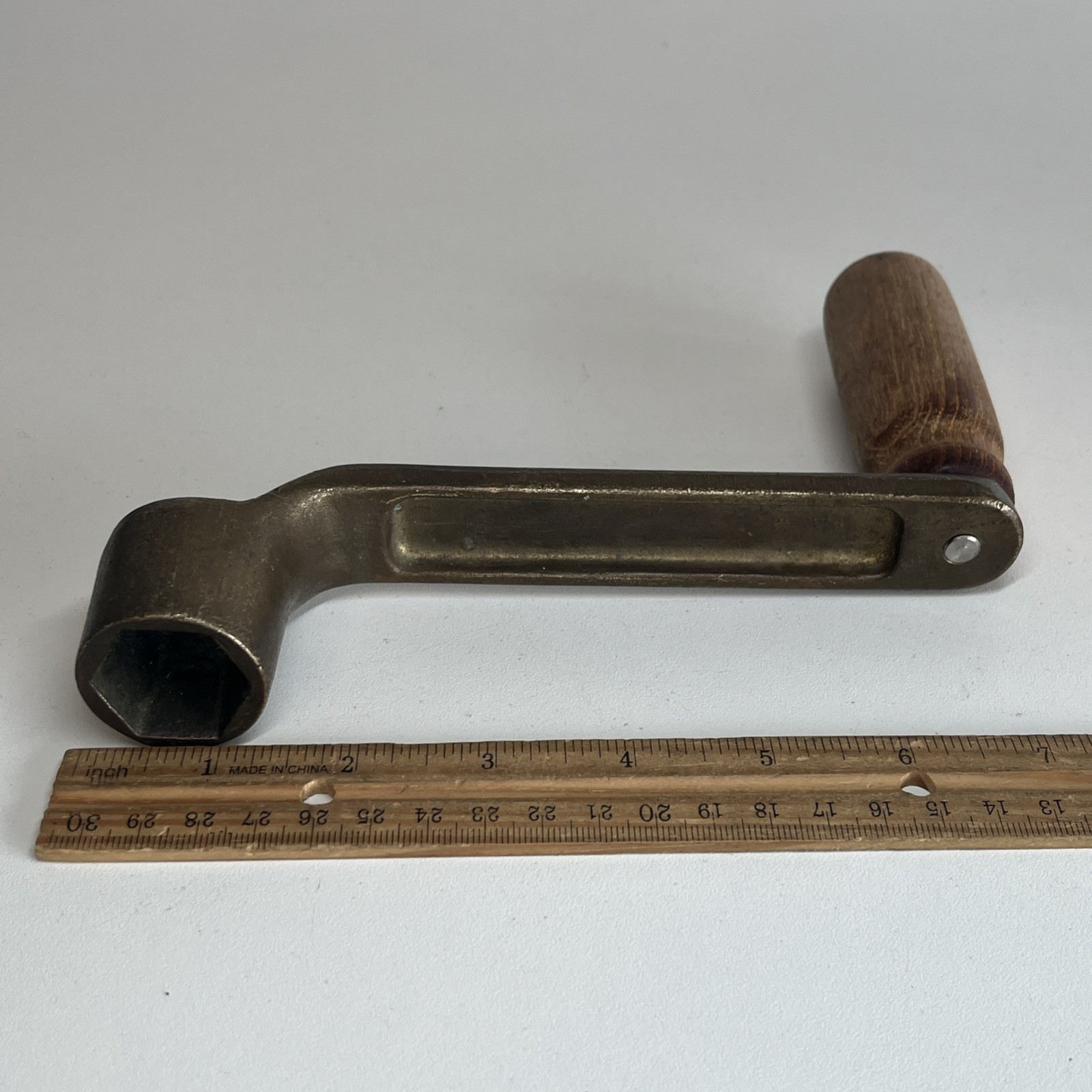 Bronze Winch Handle Hexagonal 1" Female