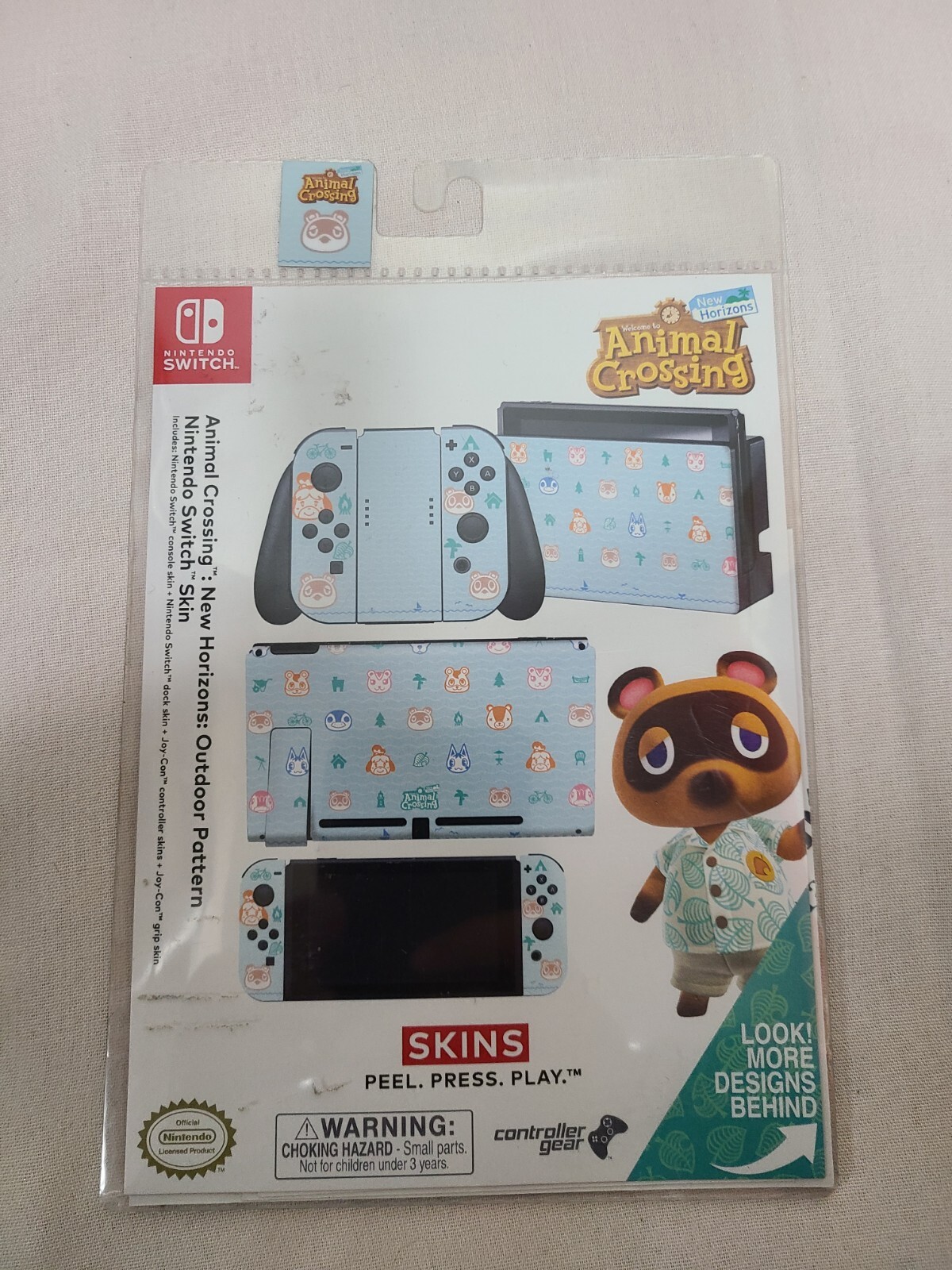 Animal Crossing New Horizons Outdoor Pattern Nintendo Licensed Switch Skins New