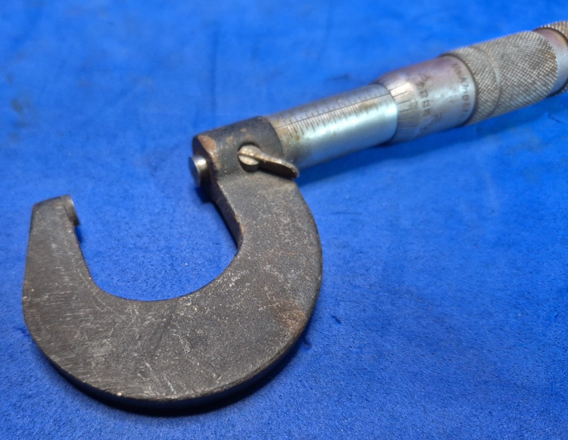 Brown & Sharpe 0-1" Micrometer