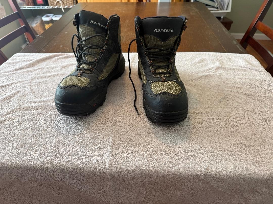 Korkers Greenback Wading Boots Men's size 12-used