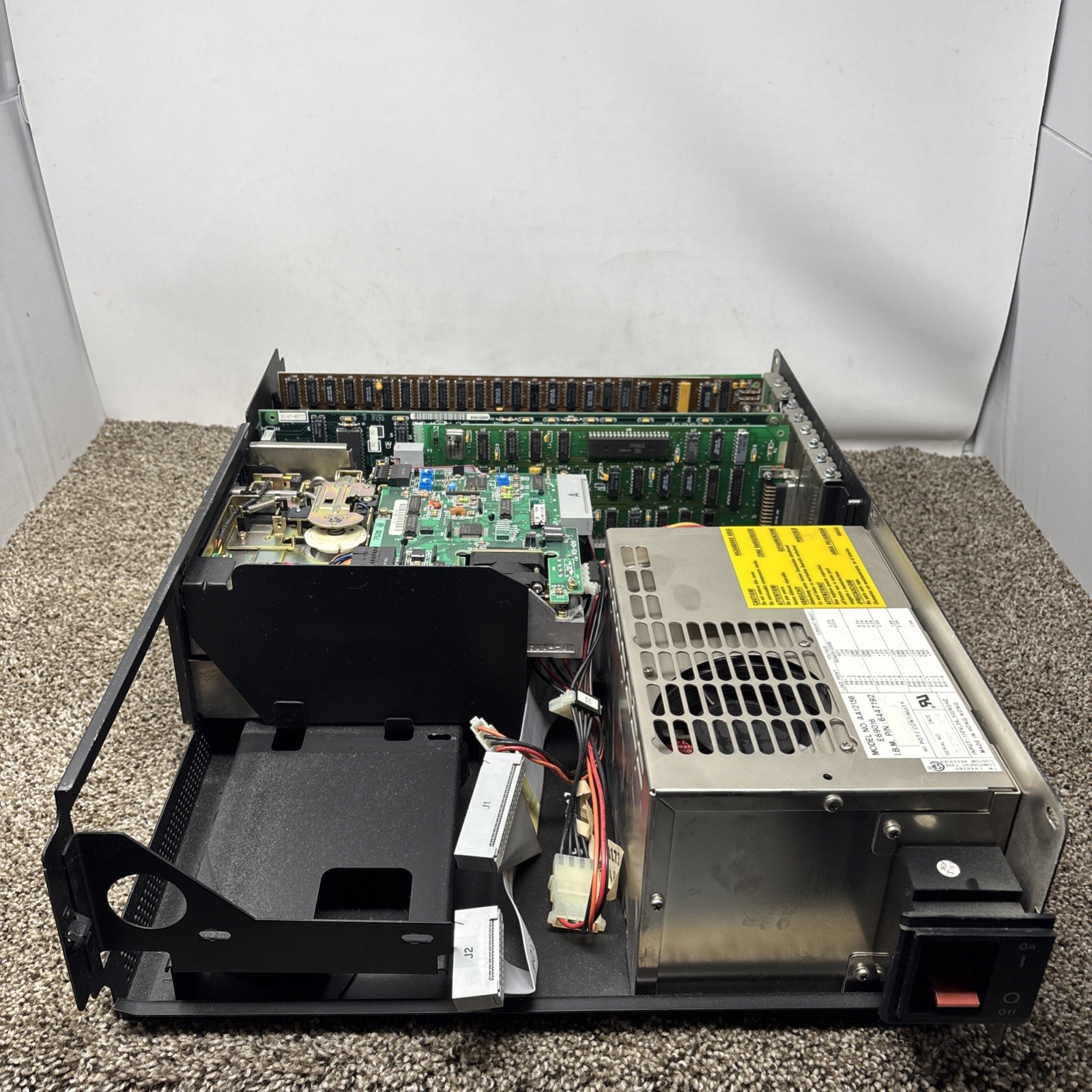IBM 5160 XT FOR PARTS BOOTS TO BASIC Vintage Personal Computer Retro READ