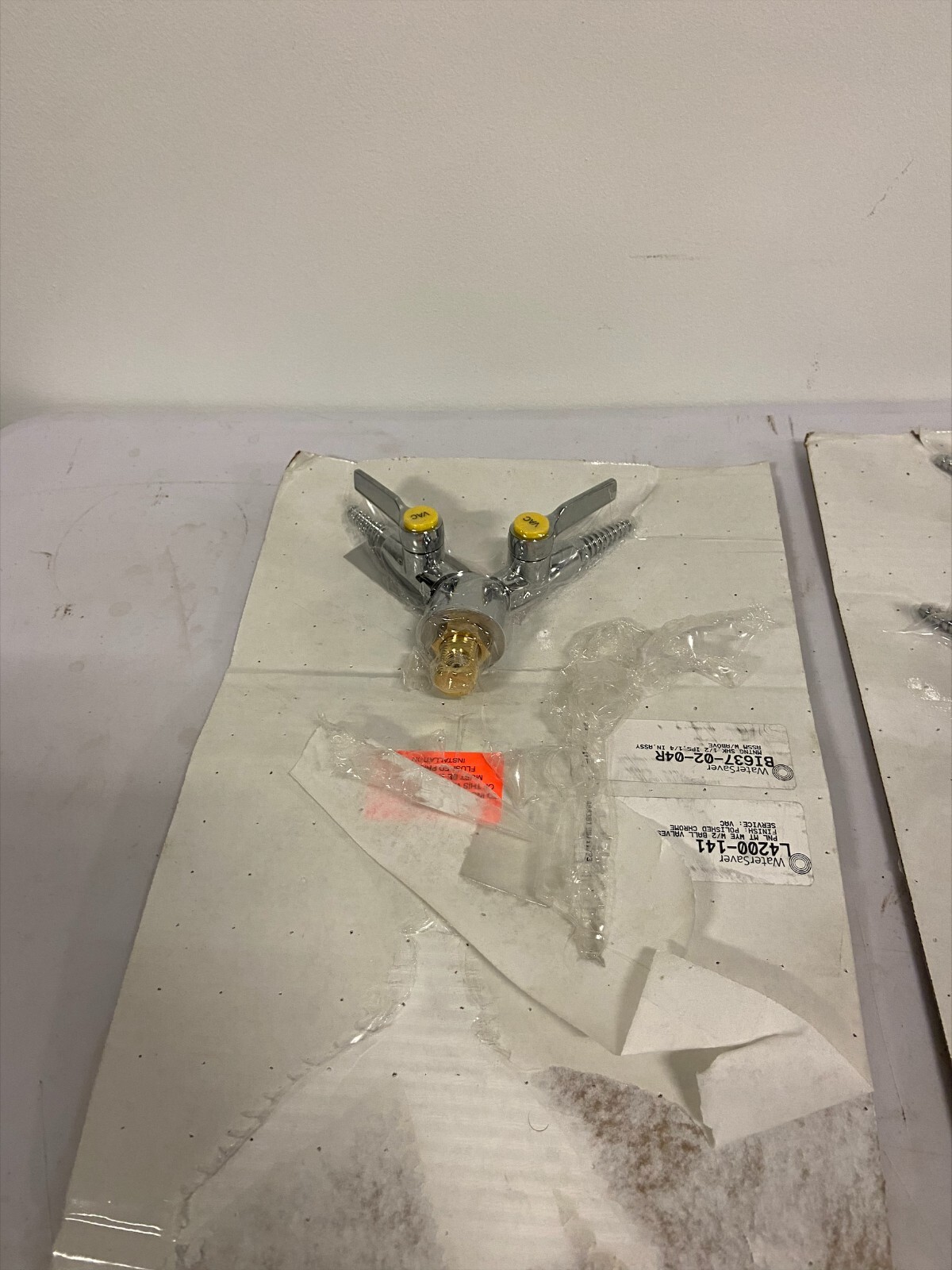 Watersaver Double Vacuum Valves