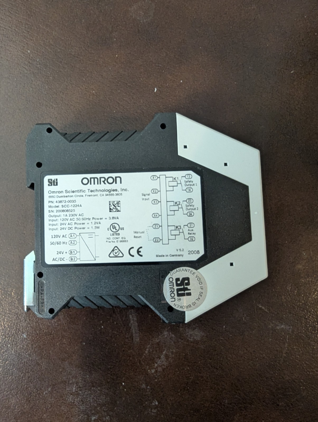 1 PIECE OMRON SAFETY MAT/EDGE CONTROLLER SCC-1224A US SELLER