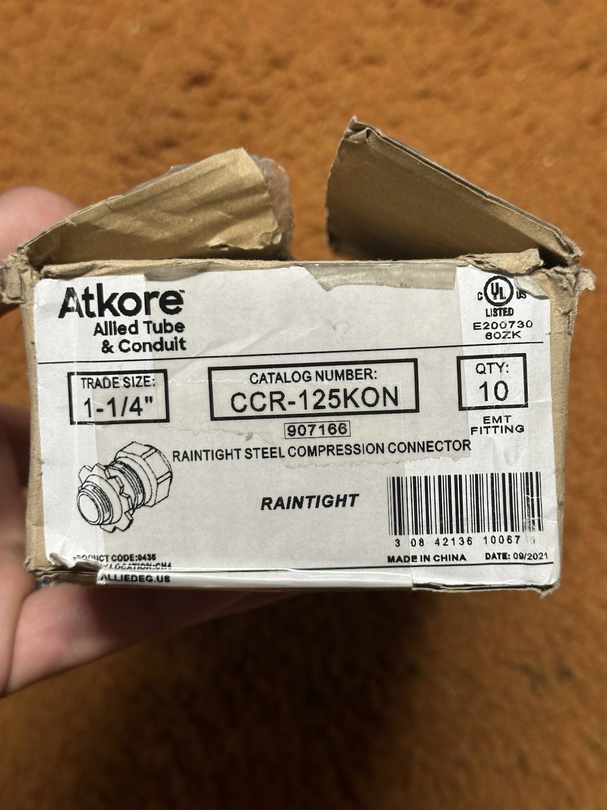 Atkore Car-125kon 1-1/4” Raintight Steel Compression Connector Box Of 10 NOS S3