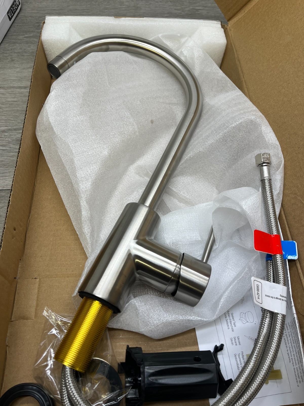 PROFLO PFXC1701BN Kiger 1.8 GPM Single Hole Kitchen Faucet - Brushed Nickel READ