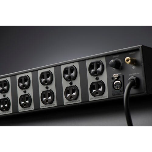 Black Lion Audio PG-2 Rackmount Power Conditioner (120 V Only)
