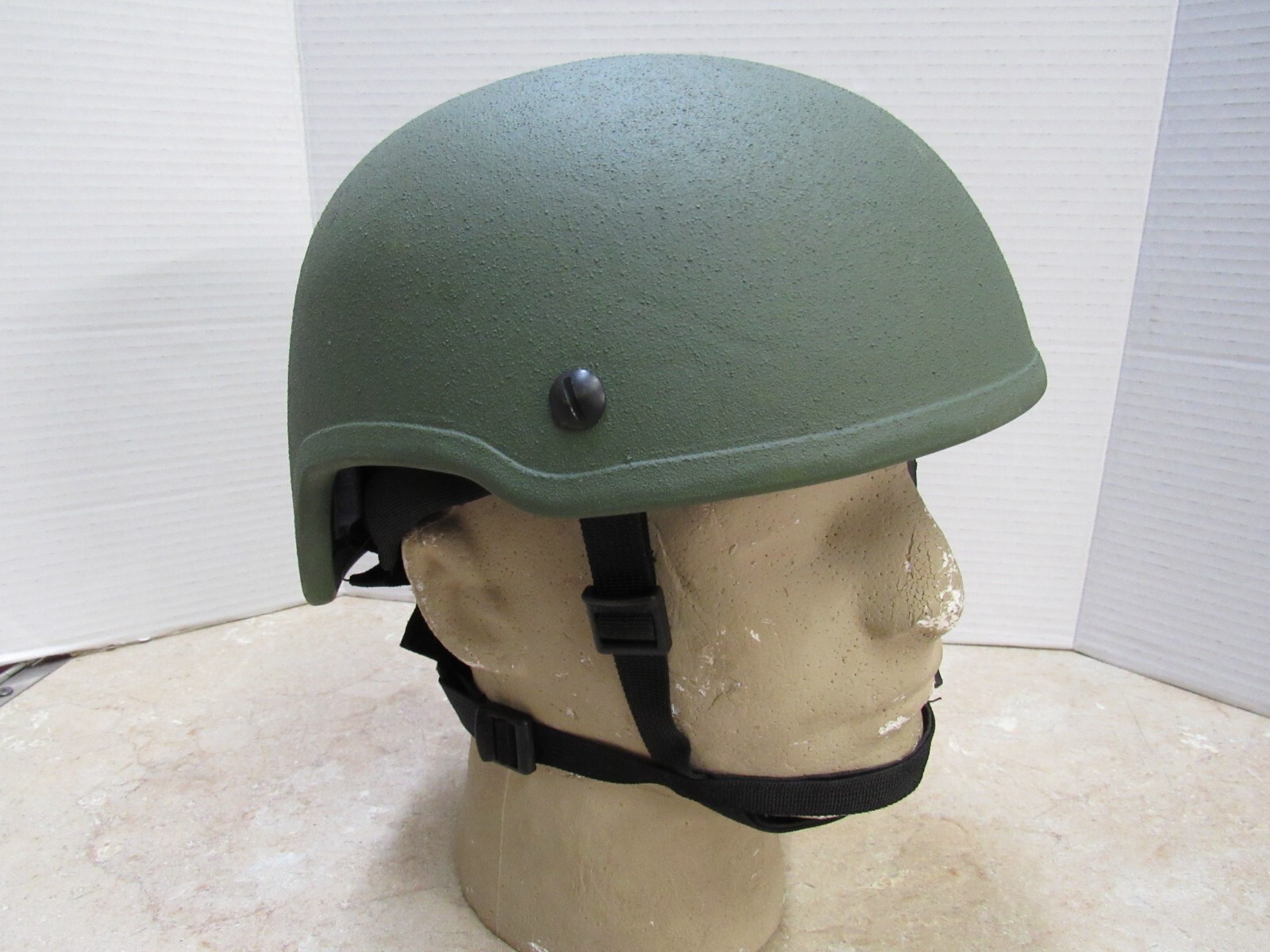 BMI Combat Helmet Medium High Cut w/ BOA Dial Type Chinstrap ERE Industry